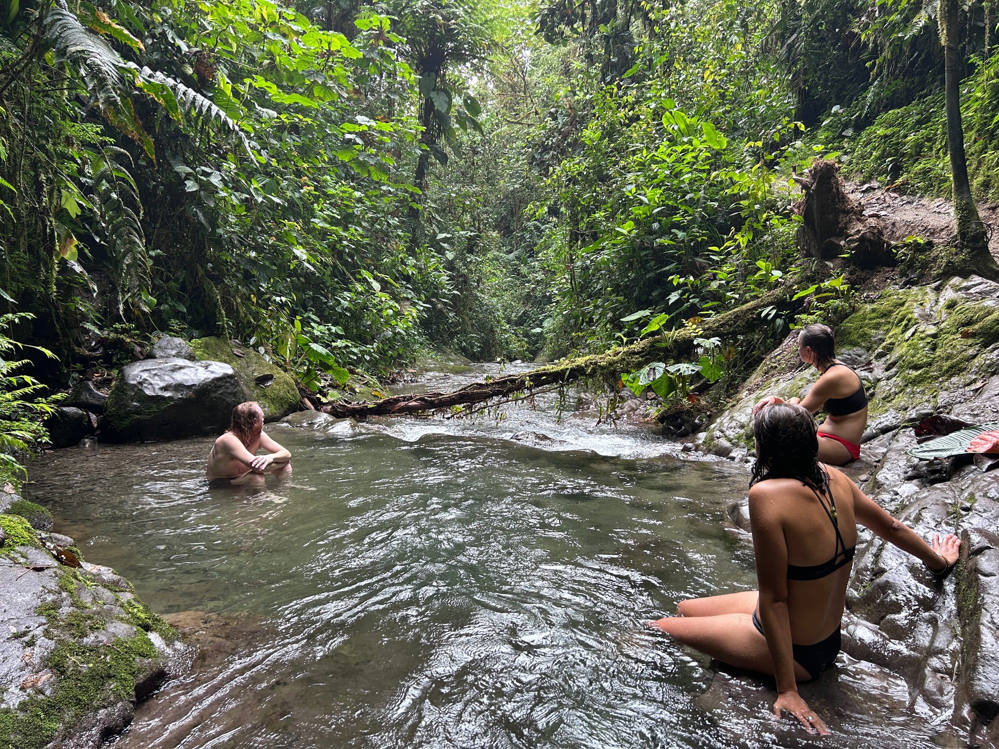 Philanthropy in Baños